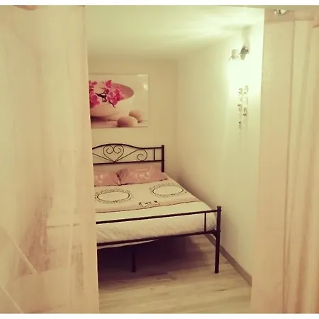 Le P'tit Bassoul Ouvert Toute L'annee * Cenevieres