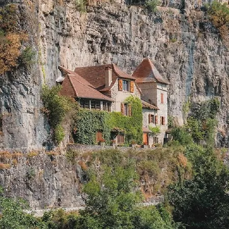 Le P'tit Bassoul Ouvert Toute L'annee *