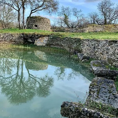 Le P'tit Bassoul Ouvert Toute L'année * Cenevieres